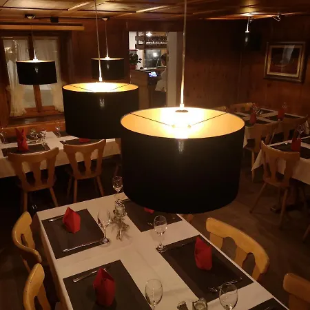 Plattas Hotel 3*